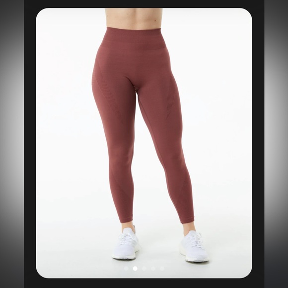 Alphalete Ozone Legging - Gingerbread - Picture 2 of 5